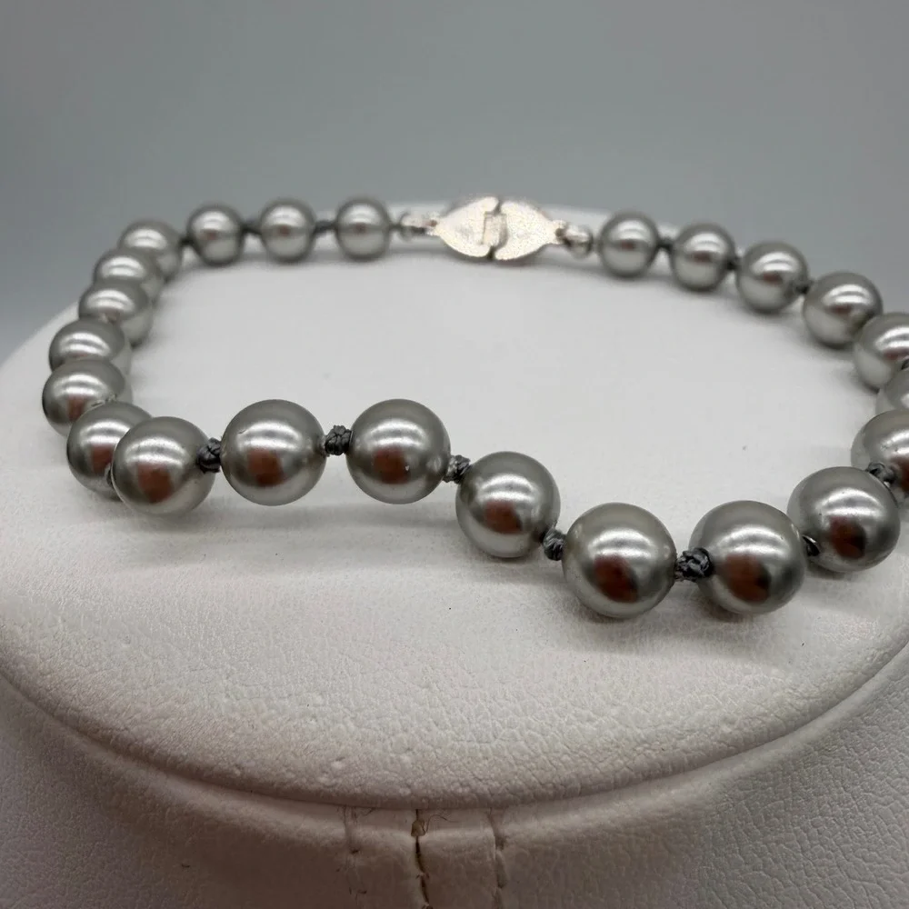 Vintage‎ Monet Gray Pearl Necklace & Bracelet Set Knotted Signed Silver Tone